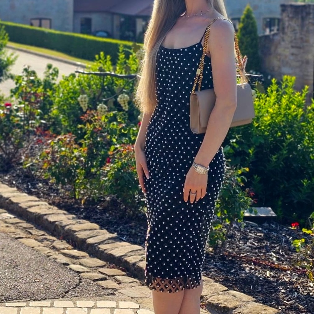 Black dress with pearls